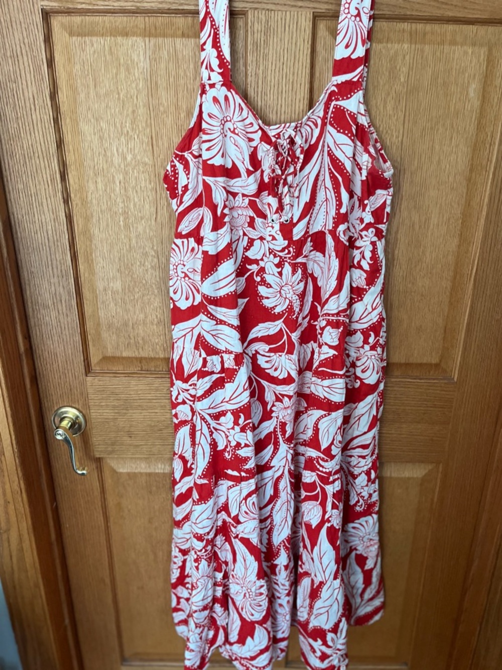 Who What Wear Red and White Floral linen Smocked Top